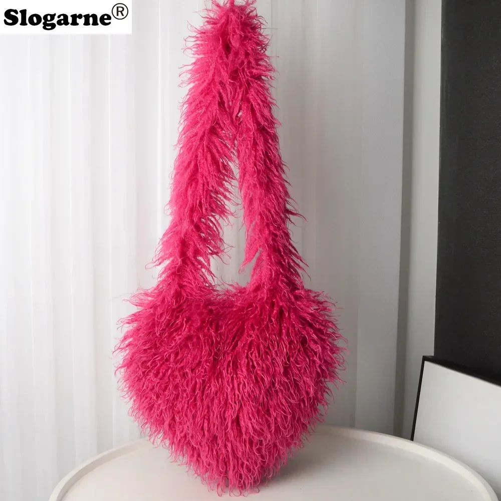 

Длинная плюшевая женская большая сумка на плечо Роскошные женские сумки из искусственного меха в форме любви Y2k Punk Girls Пушистые сумки-тоут Сумка через плечо