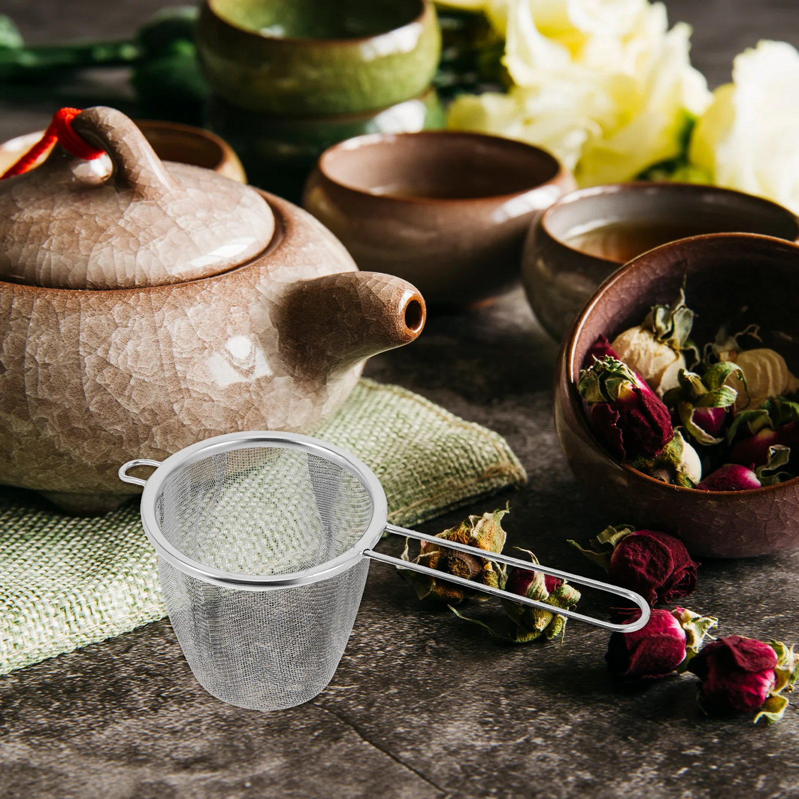 

Stainless Steel Tea Infuser Handle Fine Mesh Heat Resistant Loose Leaf Tea Steeper Strainer for Cups Teapots Brewing