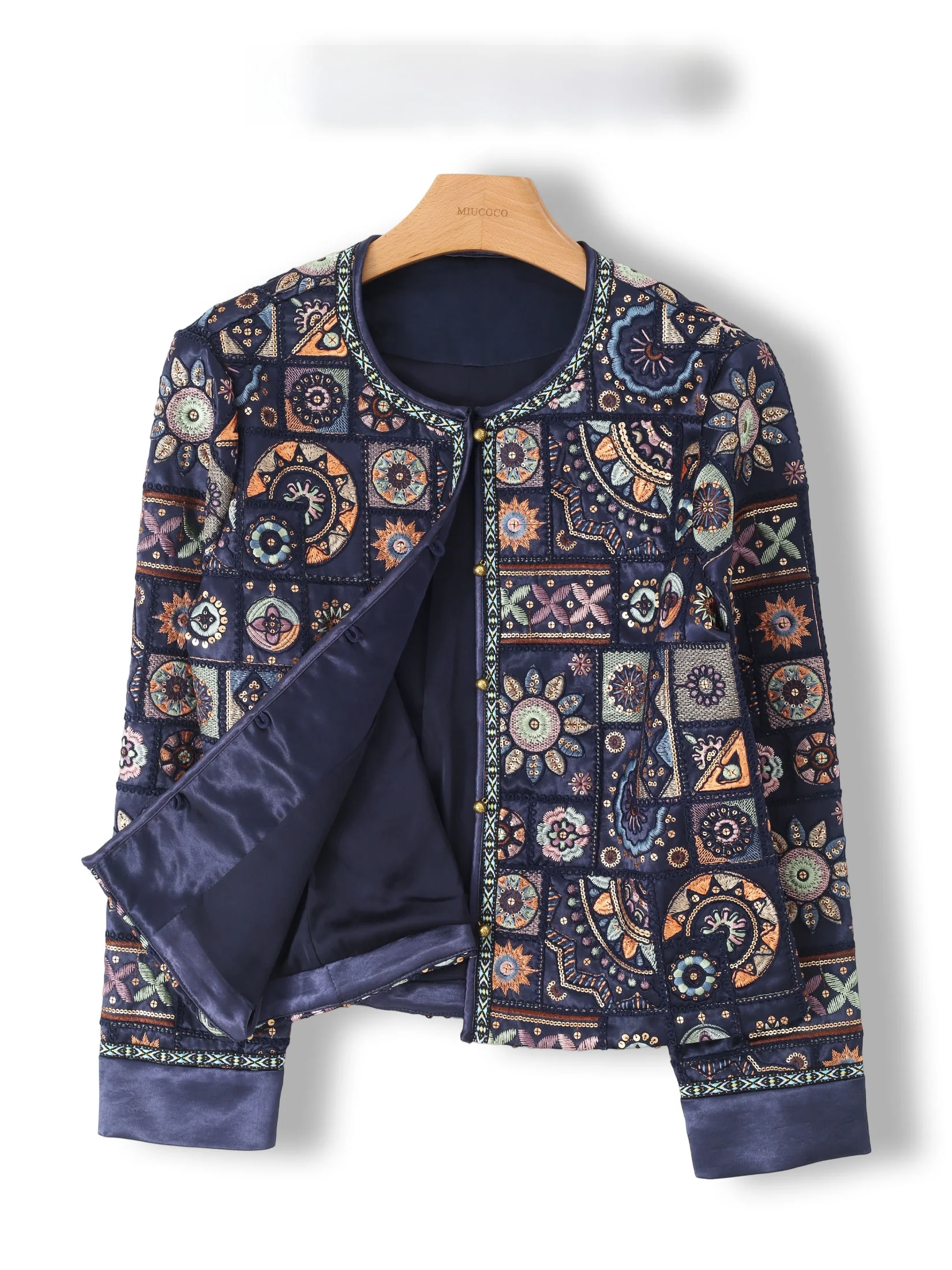 

Elegant Embroidered Short Jacket Women's Loose Fit Retro Style Chinese New Fashion Heavy Work Satin Surface Gentlewoman's Top