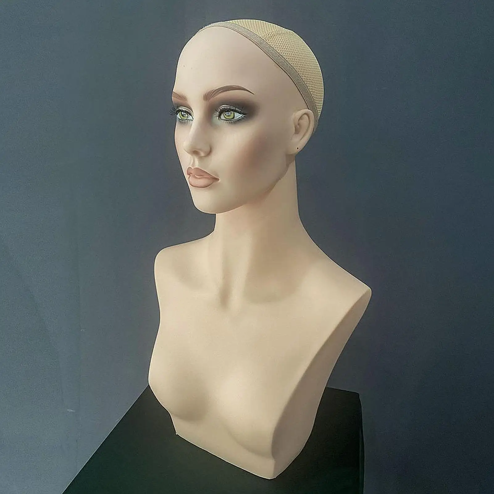 female-mannequin-head-with-shouldermanikin-head-bustprofessional-multipurpose-wig-display-stand-for-hat-earrings-necklace