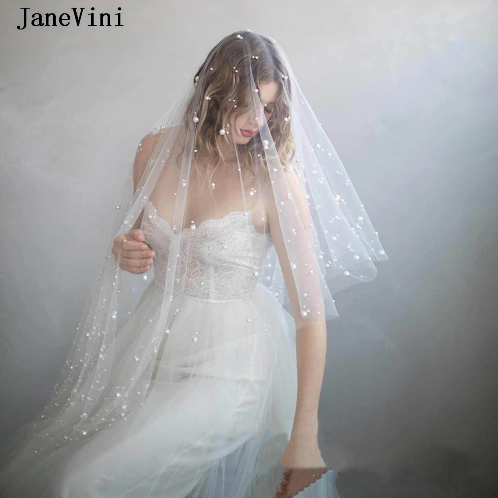

JaneVini Новая романтическая белая свадебная фата с расческой и жемчугом, двухслойная короткая фата из тюля с обрезанным краем, женские свадебные аксессуары