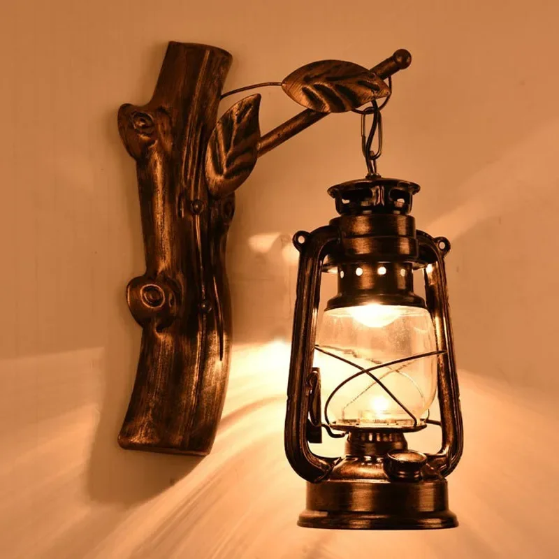 

Retro nostalgic wrought iron lantern wall lamp creative Loft net Garman coffee bar stair lamp wholesale