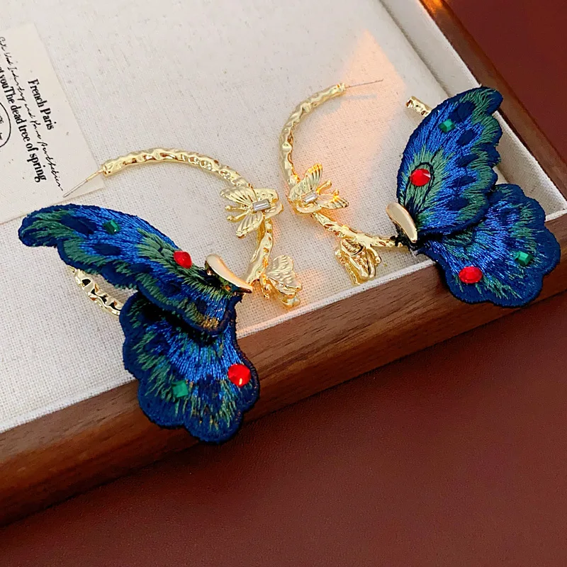 Personality Embroidery Butterfly Circle Hoop Earrings for Women Antique Exquisite Light Luxury Part Jewelry ﻿Wholesale