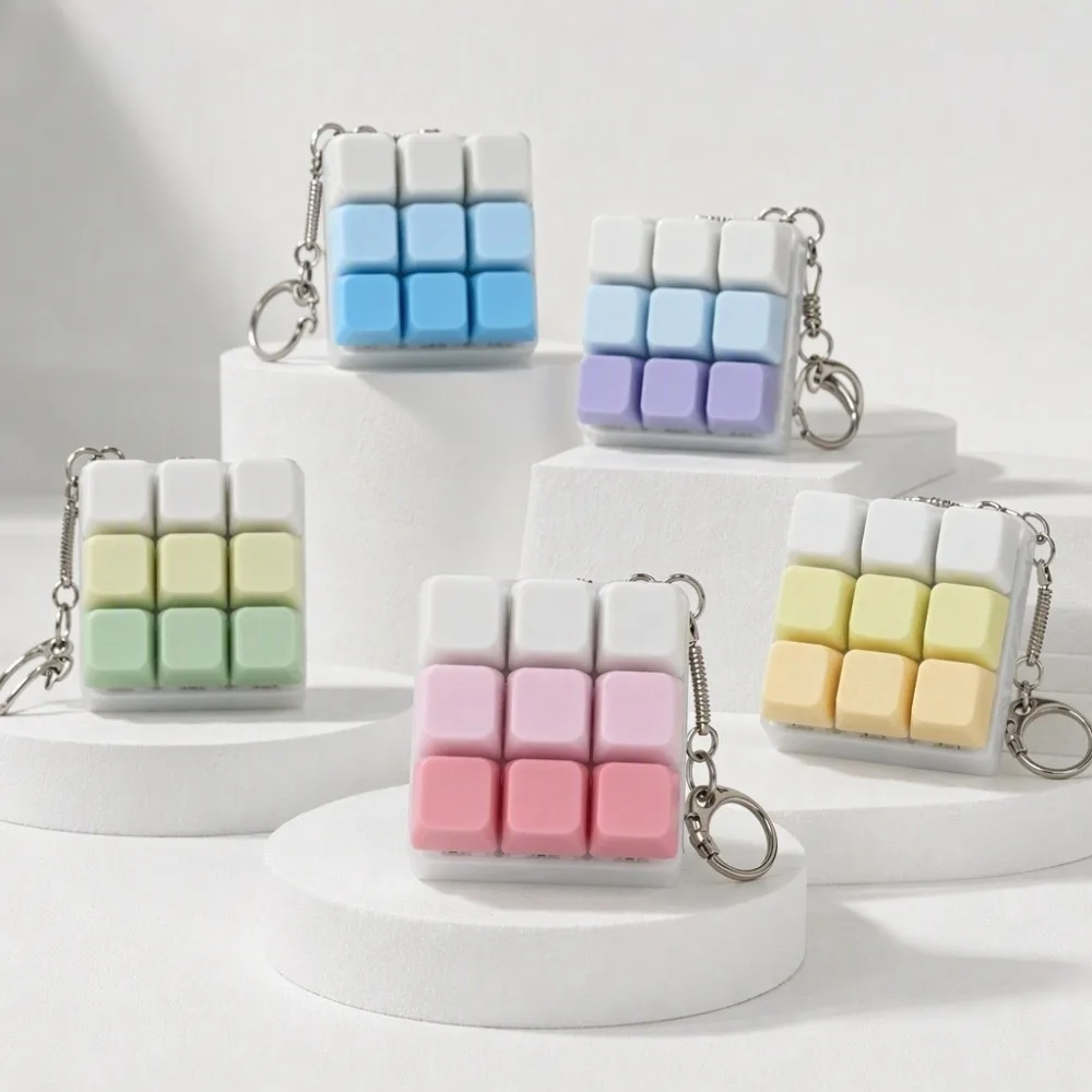 Fun Small And Elegant Keyboard Keychain Portable Plastic Fidget Bag Pendant Compact Light-up Press Button Keyring Travel