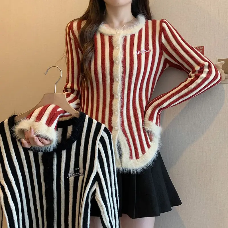 

Vertical Knit Cardigan Striped Letter Appliques Knitting Long Sleeve Cardigans Women Casual O-Neck Single Breasted Sweater