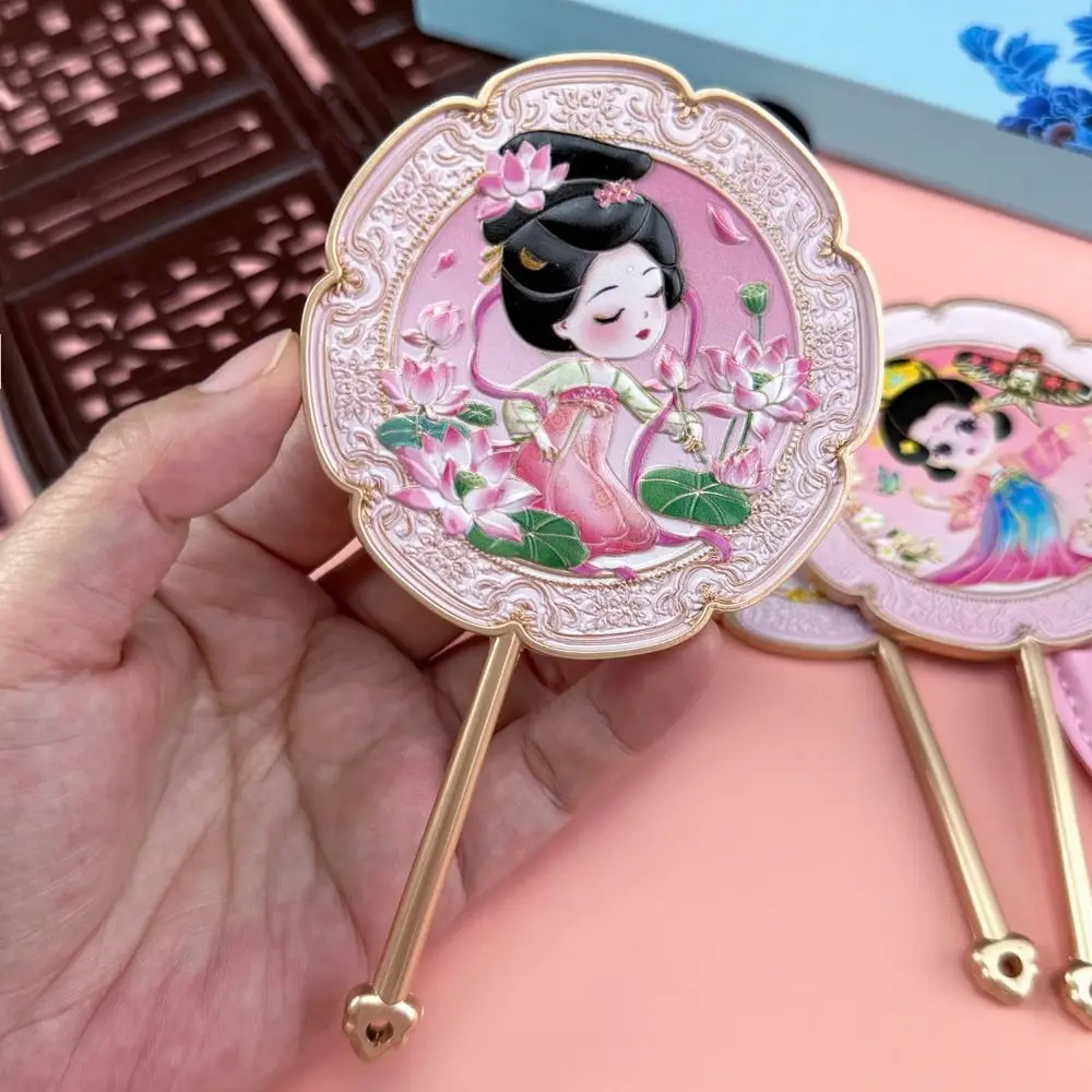 Retro Cartoon Handheld Make-upspiegel Chinese Stijl Prachtige Metalen Cosmetische Spiegel Elegante Ronde Zakspiegel Reizen