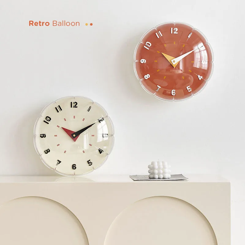 Creative Bubble Balloon Clock Living Room Artist Decorative Pendulum Clock No Punching Desktop Ornament Circular Acrylic Pendant