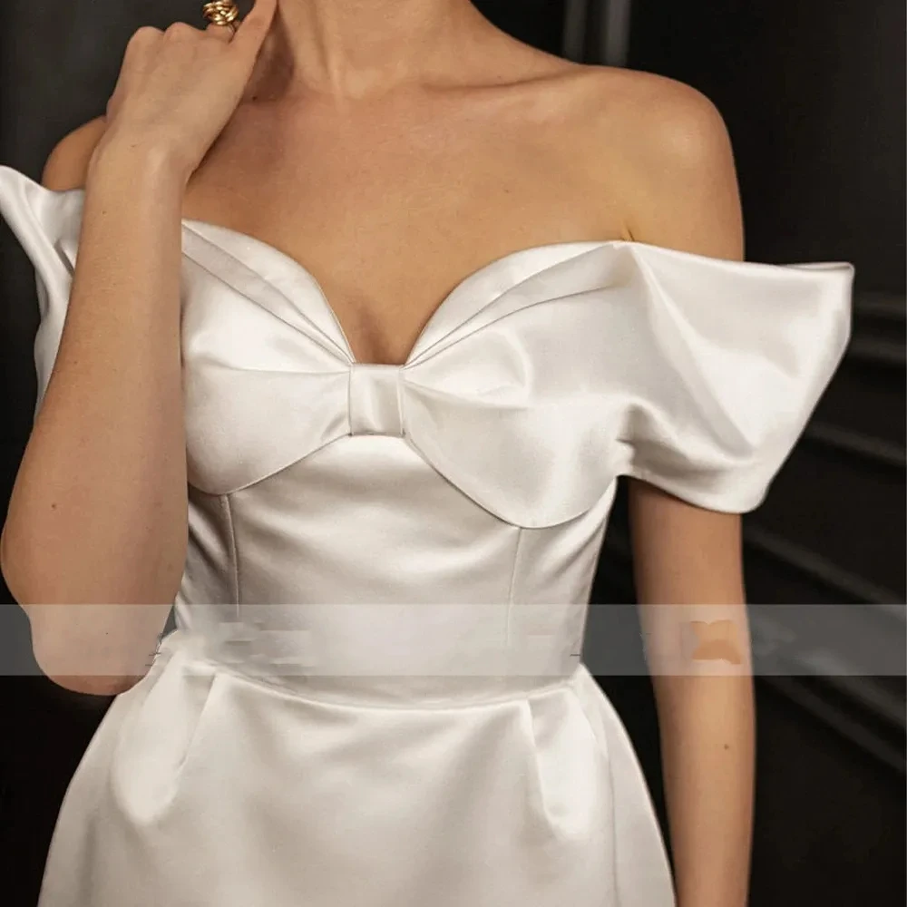 Simple classic A-line pleated sexy short sweetheart off-the-shoulder wedding dress New fashion 2024 custom beach bridal dress