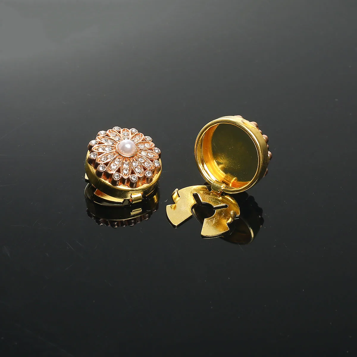 2pcs Rhinestone Cufflinks Elegant Metal Shirt Sleeve Button Covers Vintage Copper Button for Dresses & Gowns Decorative Button