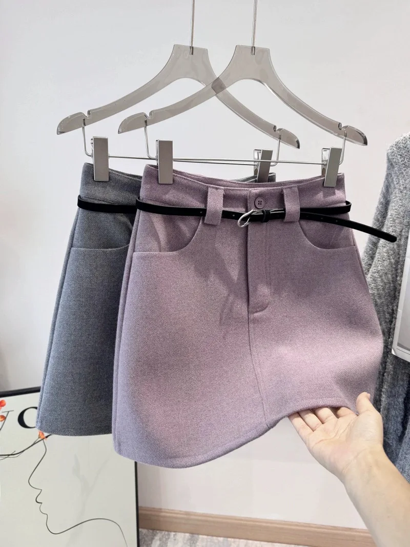 

Versatile temperament, woolen suit, short skirt, women's 2025 autumn and winter chic high waisted hip hugging A-line skirt