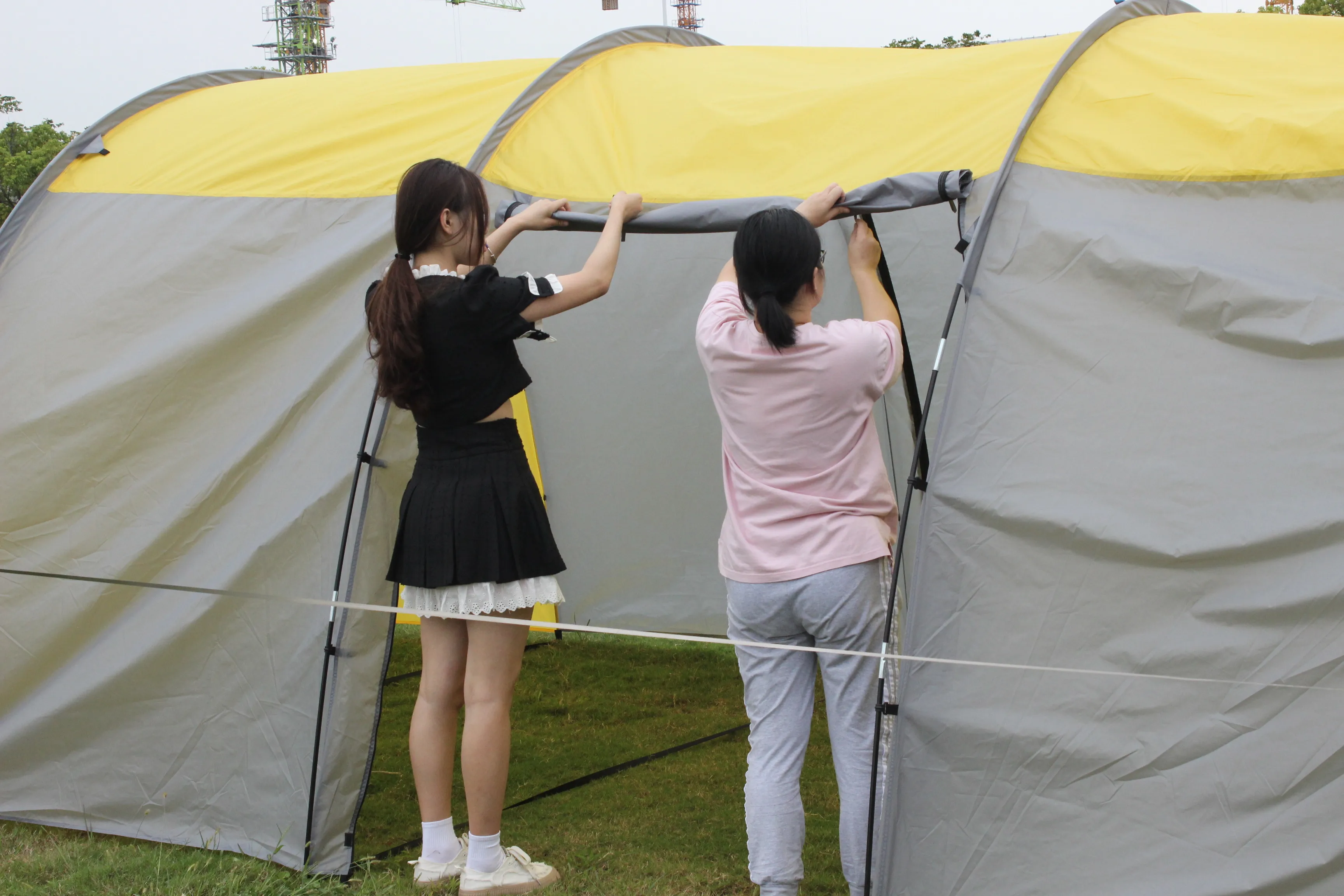 2022 Hot Selling Tent 12 People Outdoor Camping Tent Waterproof Family