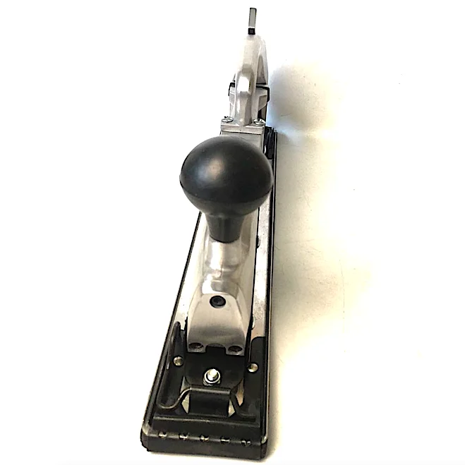 TY77400G Профессиональная прямая линия воздушной шлифовальной машины через материал 1 дюйм. Инсульт удаляет фигуры и разглаживает материалы.