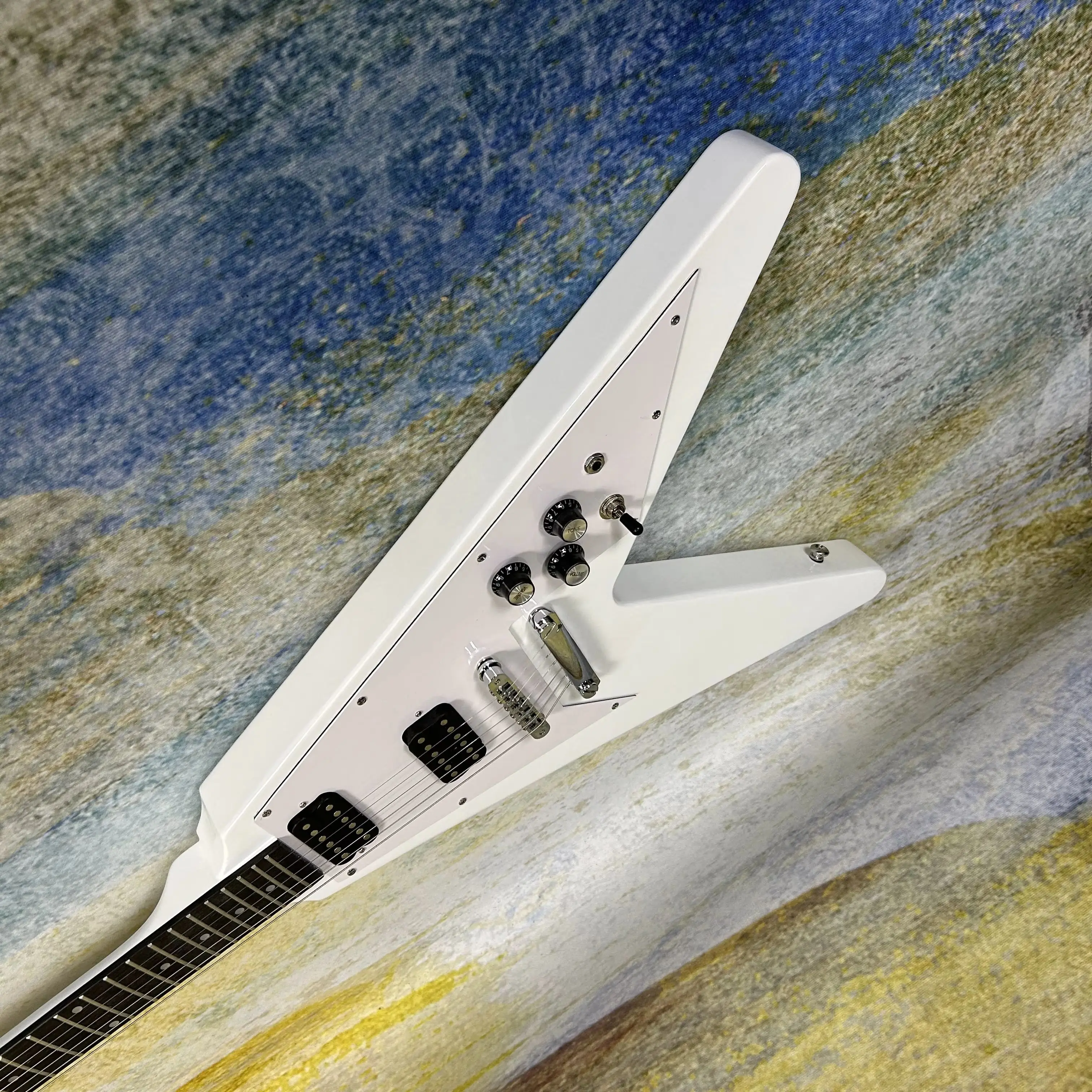 

White Electric Guitar Mahogany Body ABR-1 Bridge