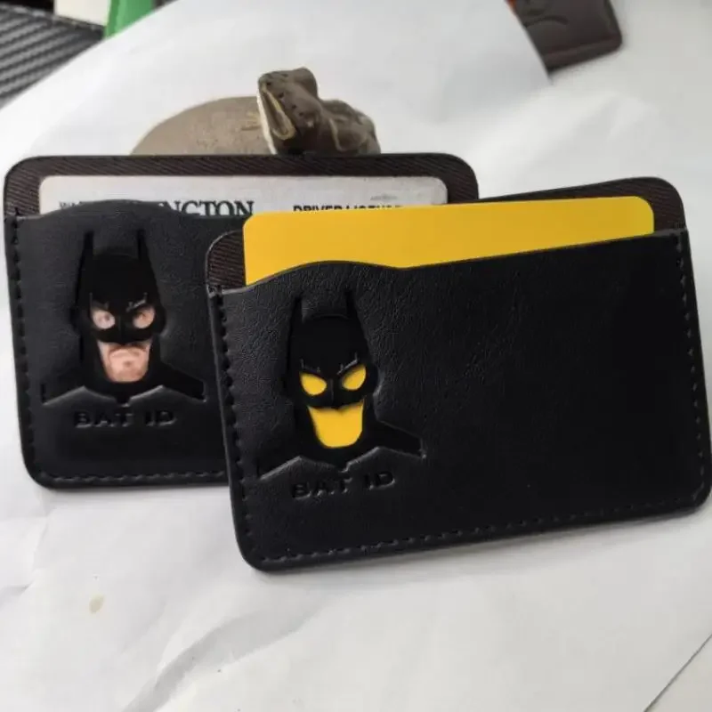 1pc Hero Squad Bat ID Personaggio Porta carte corto Custodia personalizzata Porta carte con maschera da supereroe Portafoglio per regalo di amici
