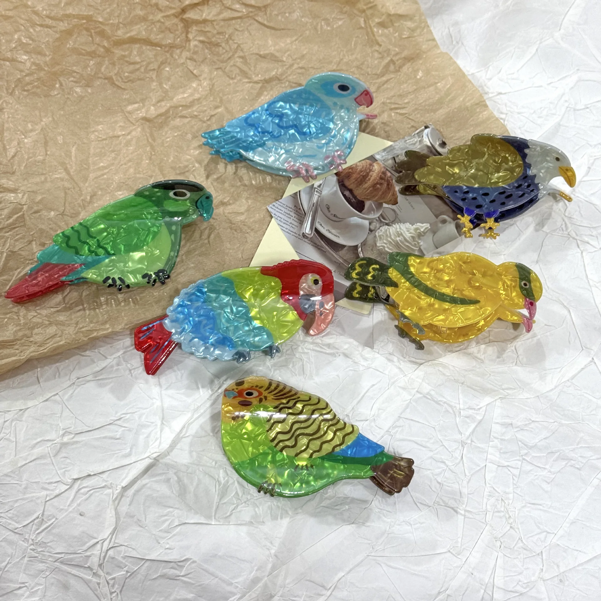 

2025 NEW Colored Parrot Hair Claw Birds Series Acrylic Claw Clips Animal Eagle Crab Hair Clips for Women Girls Hair Accessories