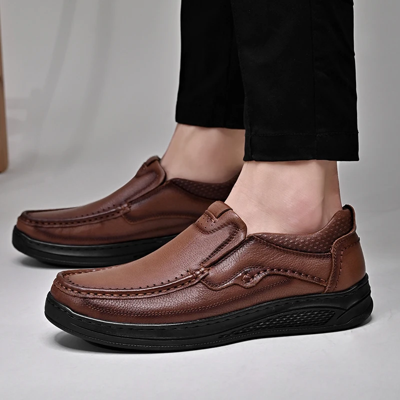 

Men Genuine Leather Casual Shoes slip on Spring Soft Bottom Wear-Resisting Loafers Designer Sole Driving Flats men moocasins