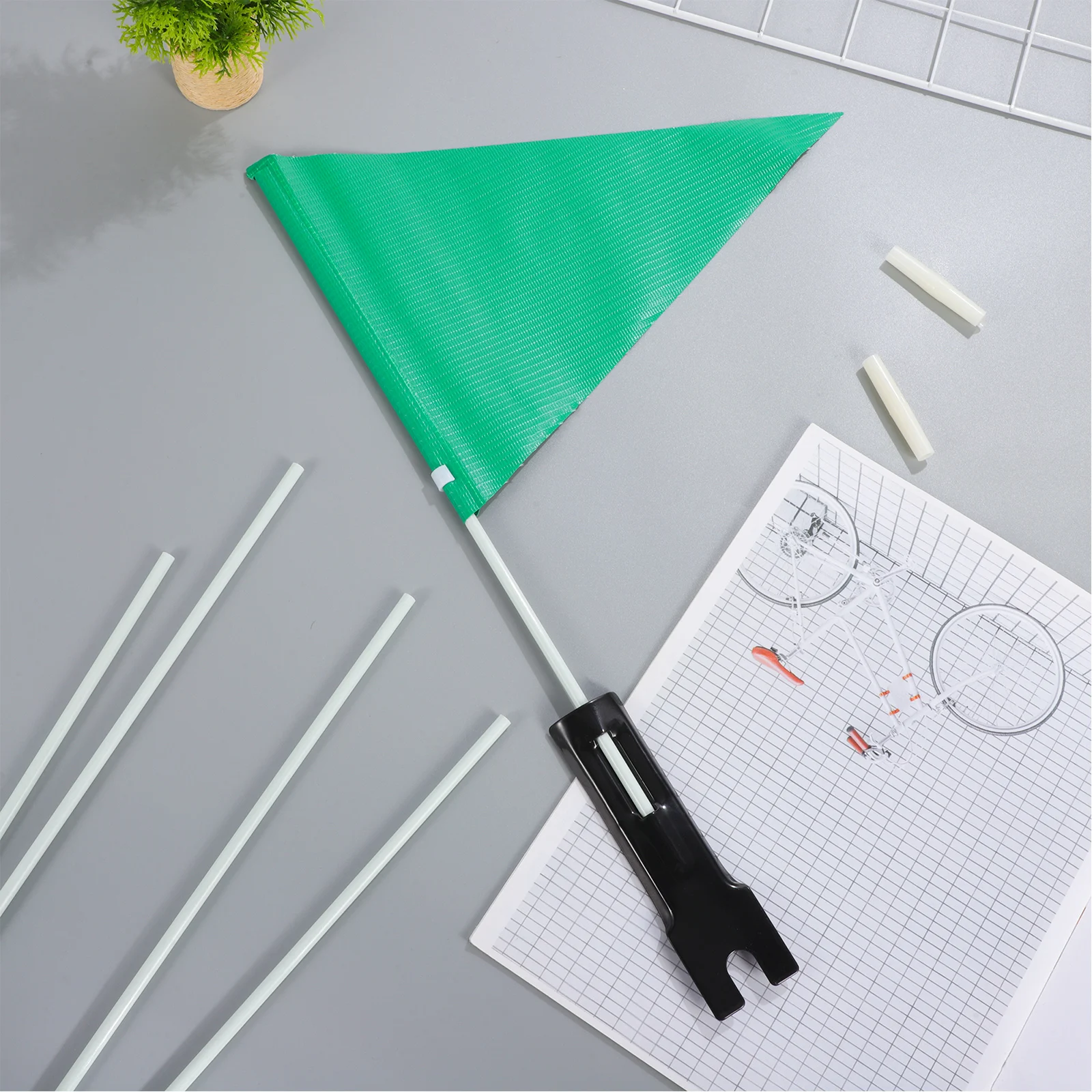 

Bicycle Logo 190cm Adjustable Safety Flag Reflective Flagpole Kids Bike Polyester PP Waterproof Practical Gift