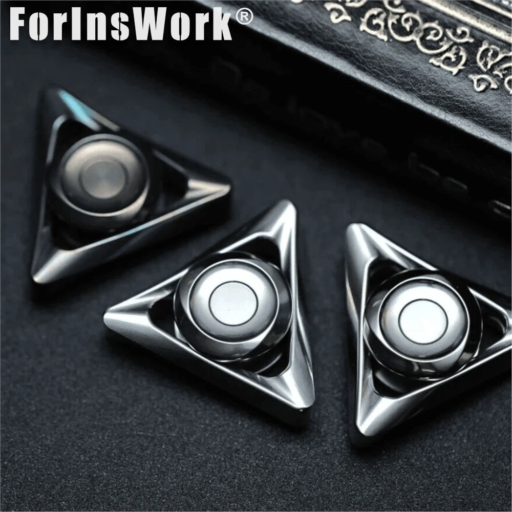 FM Studio High Attack Speed Three-Leaf Spinning Top Kids Battle Top Toy Durable Plastic Spinner For Boys Girls Birthday Gift