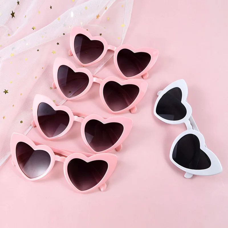 Funny Heart Shaped Glasses Women Vintage Cartoon Heart Designer Sun Glasses for Wedding Birthday Party Photo Props Kids Gift Toy