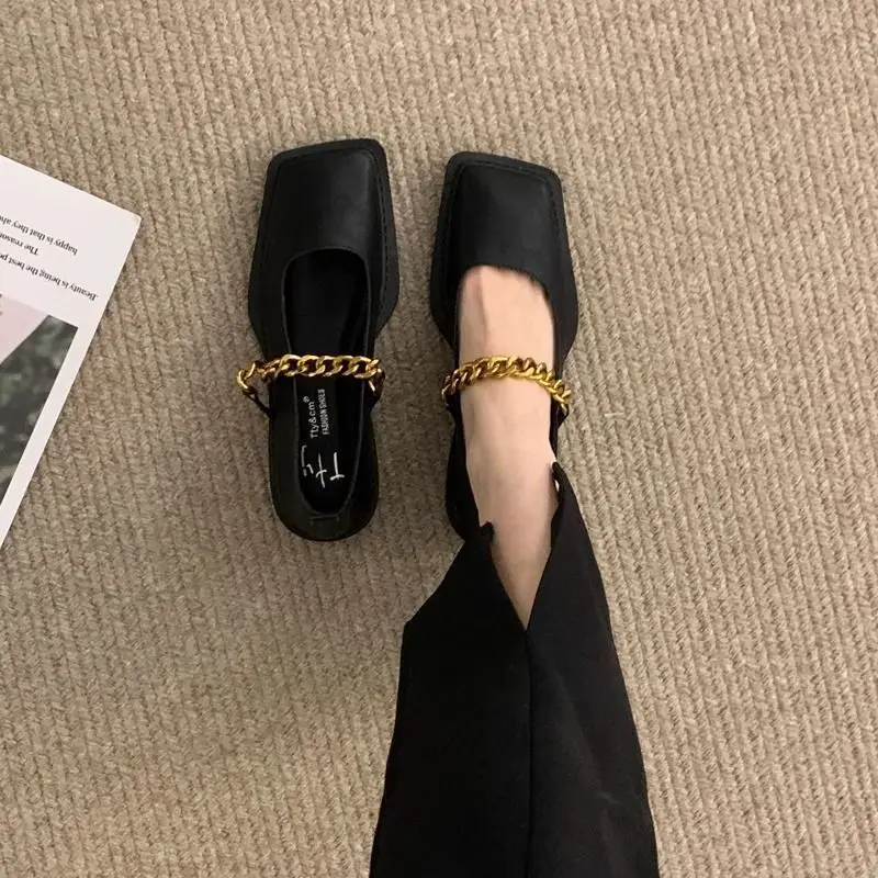 

Women's Versatile Petite Leather Mary Jane Shoes Square Toe Retro Loafers With Metal Chain 2025 British Style New Design