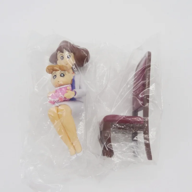 アニメクレヨンしんちゃん家族の肖像画かわいいアクションフィギュア PVC モデル像おもちゃ人形机の装飾グッズギフト箱入り