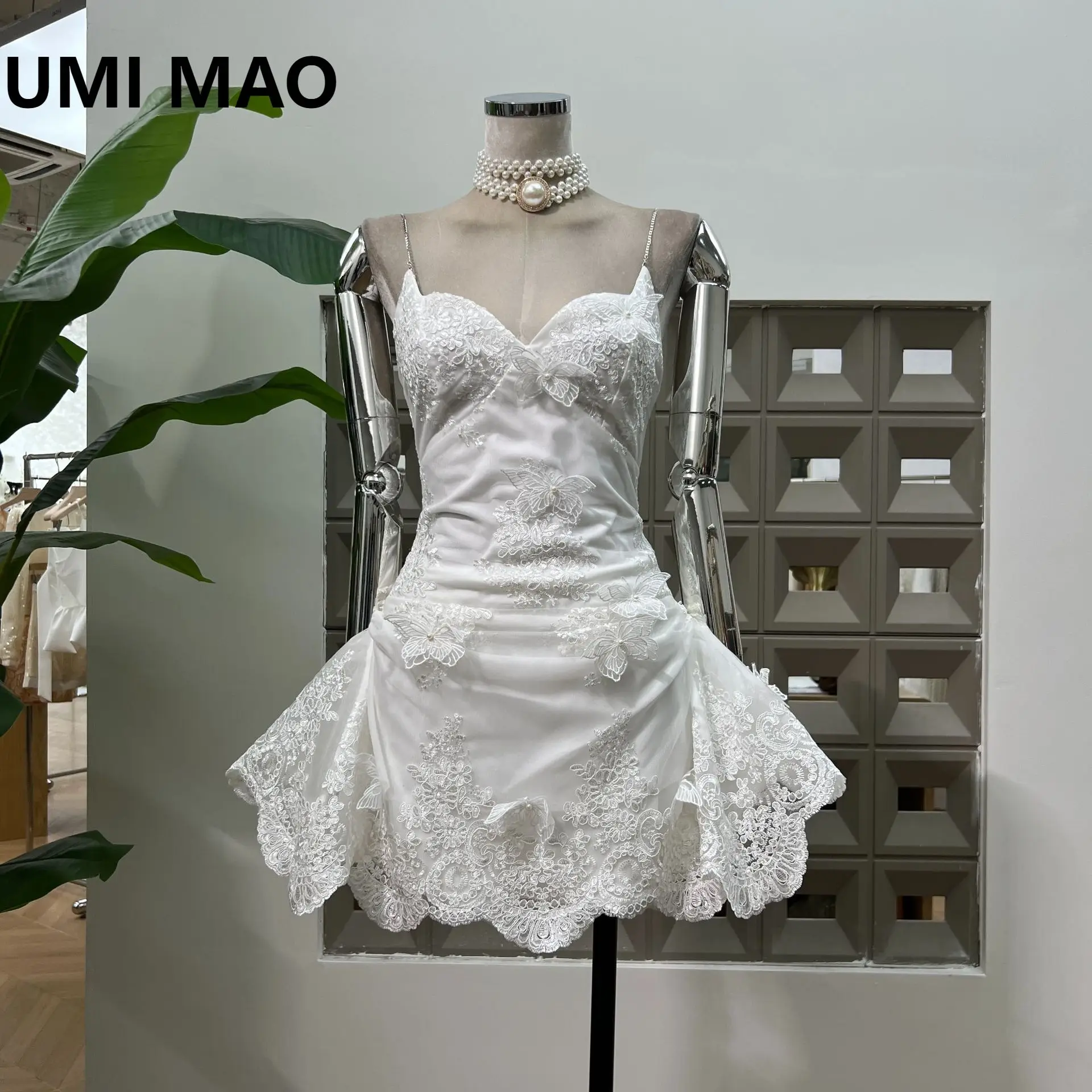 UMI MAO فستان صيفي مثير شبكي الربط الصناعة الثقيلة الدانتيل سلسلة معدنية حزام الكتف انخفاض قطع فستان متخصص