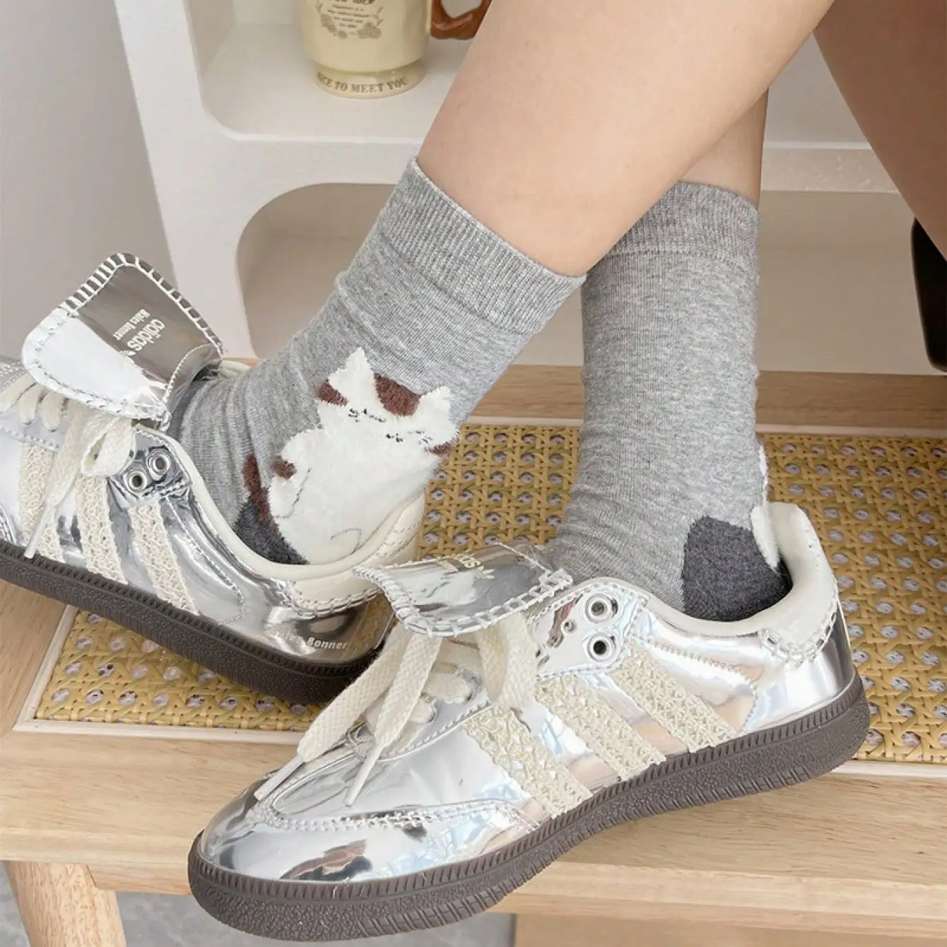 زوج واحد من جوارب الكاحل النسائية اللطيفة على شكل قطة قابلة للتنفس ومثالية للأزياء اليومية