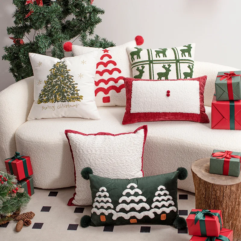 3D Embroidery Christmas Cushion Cover Xmas Tree Reindeer Decorative Cushion Case for Sofa Living Room Holiday Party Home Decor