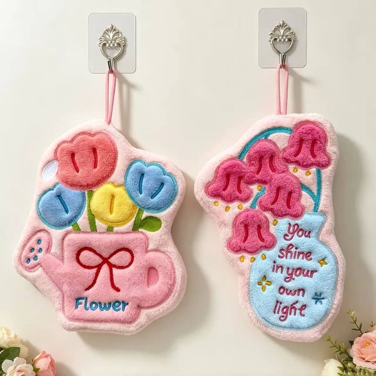 Coral Fleece Flower Hand Towel Hanging Girl Bathroom Cute Absorbent Handkerchief Girl Heart Soft Skin Friendly