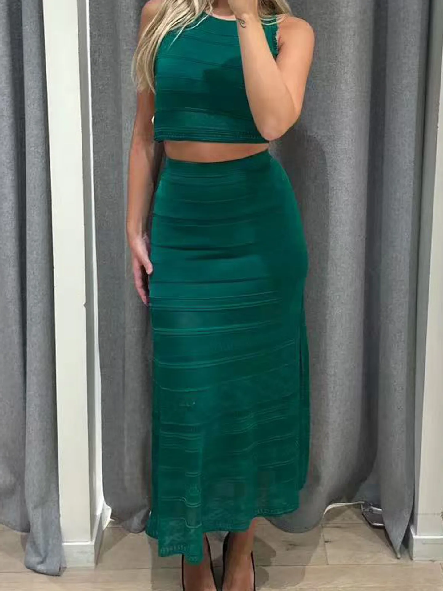 

2026 New Women's Striped Knit Ruffle Trim Sleeveless Crop Top and Midi Skirt Two Piece Set