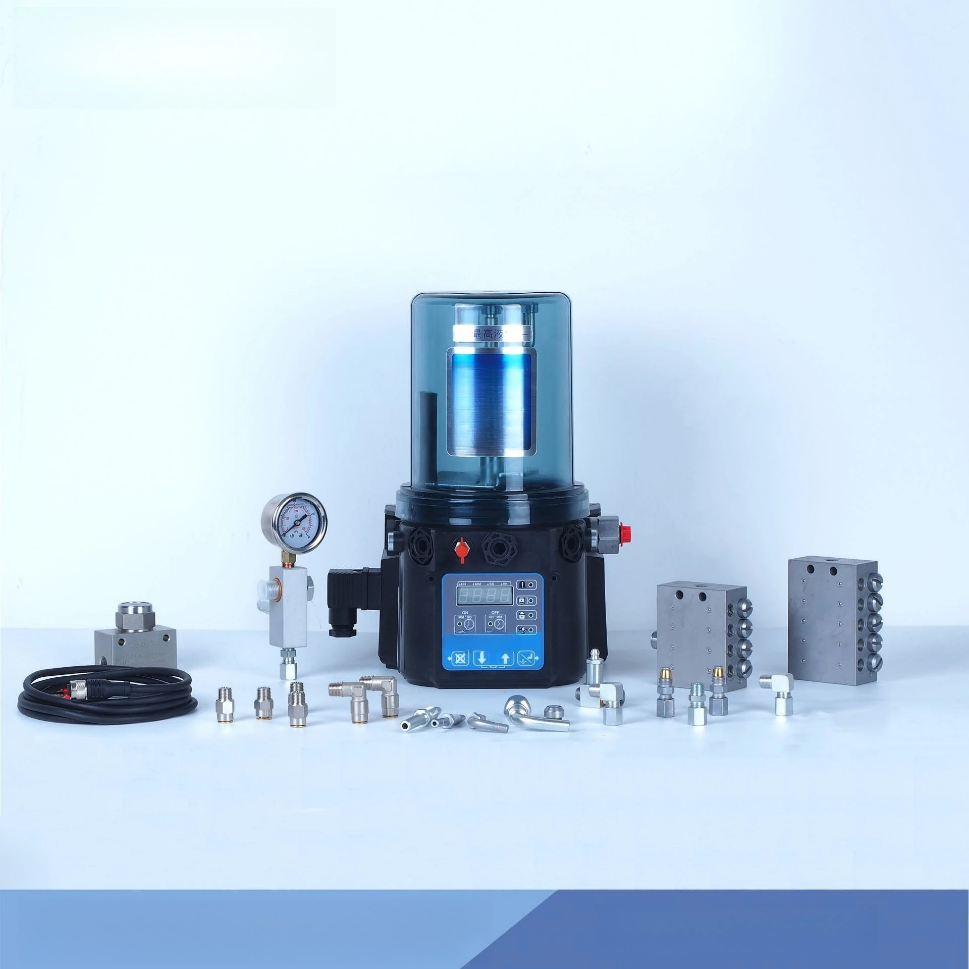 Electric lubrication pumps can be used in progressive lubrication systems for textile equipment