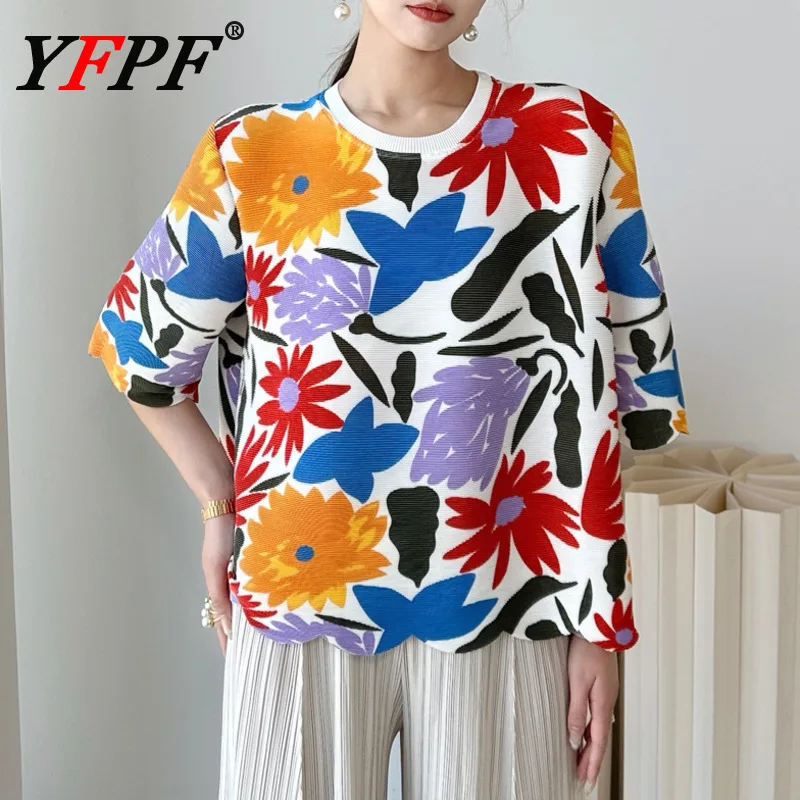 

Футболка женская YFPF Miyake с плиссированным дизайном, принтом, коротким рукавом, контрастными цветами, свободного кроя, повседневная, модная новинка 2026 года