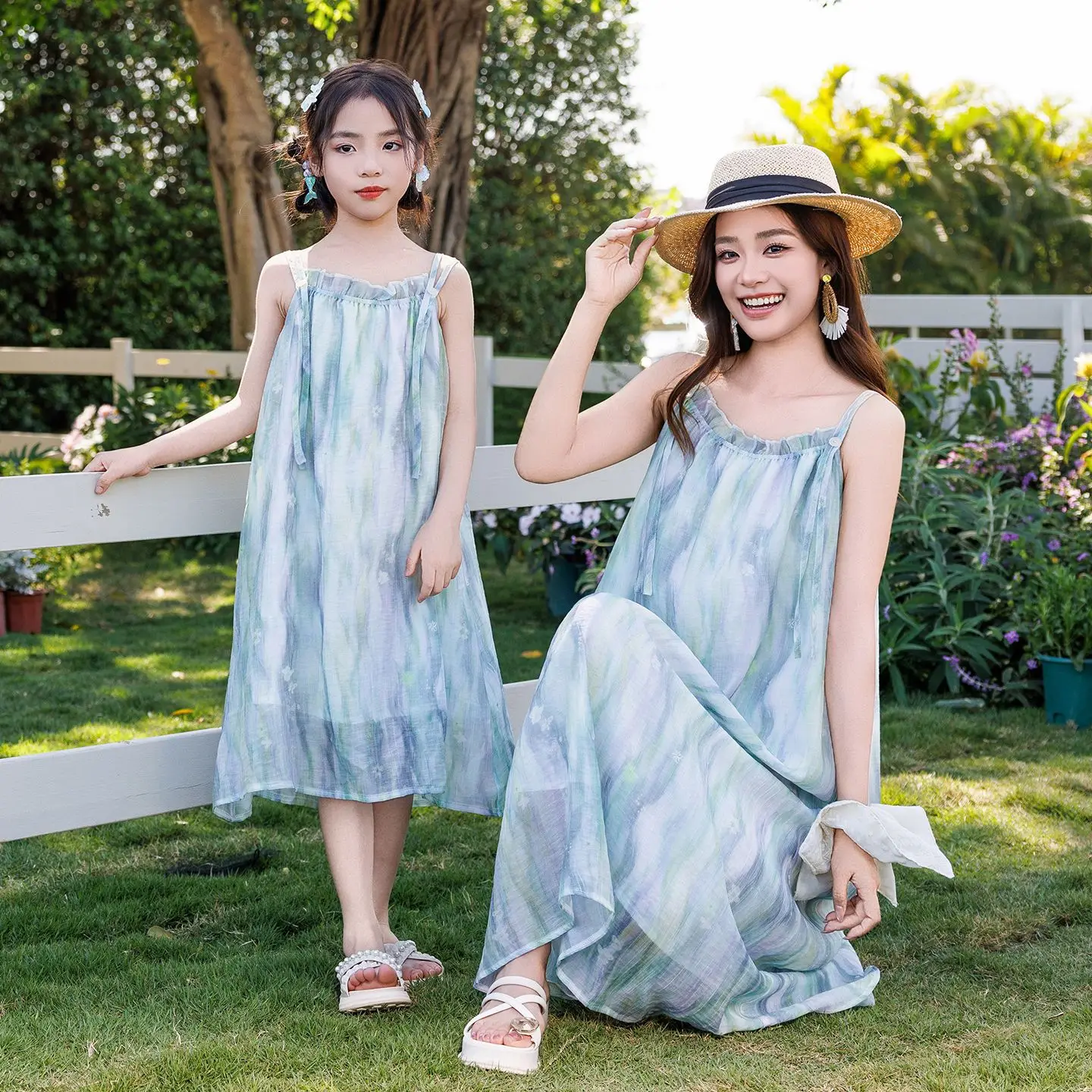 2026 Summer Ombre Family Matching Outfits 3P/4P Mom Dad Kids Beach Maxi Dress & T-shirt Shorts Set Vacation Photoshoot 3