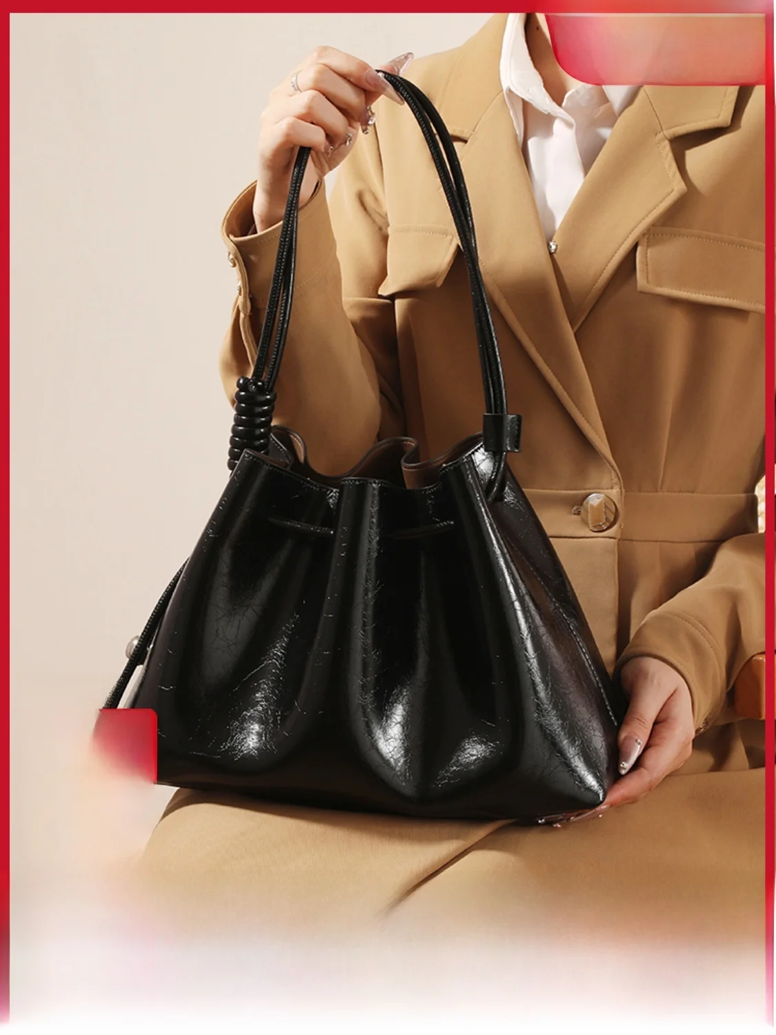 

2025 New Large Capaci Pleated Cloud Tot Bag Women's Commuter Versatile Wax Leather Single oulder Slant Cross Bag