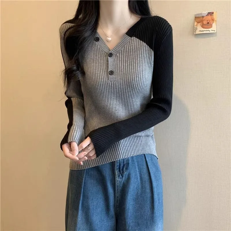 Color Block V Neck Raglan Sleeve Knit Pullover Slim Fit Long Sleeve Top with Button Placket for Women Spring Autumn Casual Wear 3
