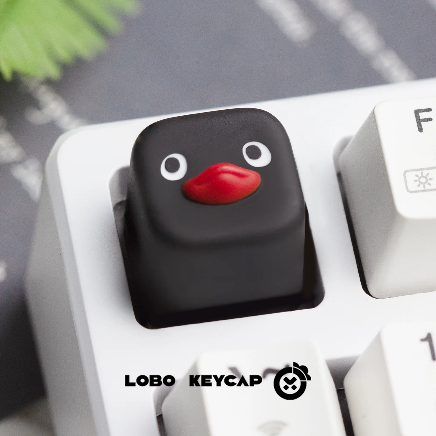 Cute Pingu Anime Series Penguin Personalized Creative Resin Mechanical Keyboard Esc Replacement Keycap Customization Fun Gifts view 5