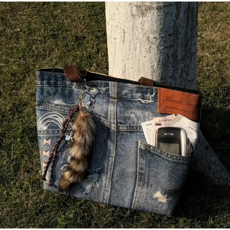 Reversible PVC-Schultertasche mit beidseitigem Druck, Retro-Denim-Print, wasserdichte Einkaufstasche mit großer Kapazität, leichte Einkaufstasche – Detail 3