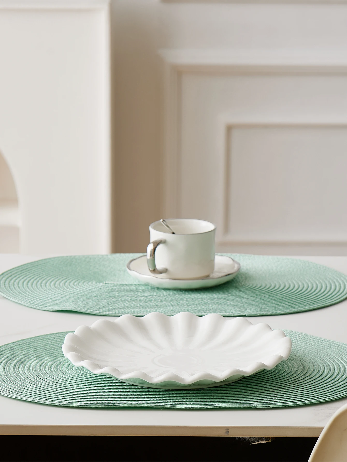 Spring Placemats Set of 4,Heat resistant pad,Place Mat Washable Table Mats for Kitchen Dining Table Non-Slip Place mats