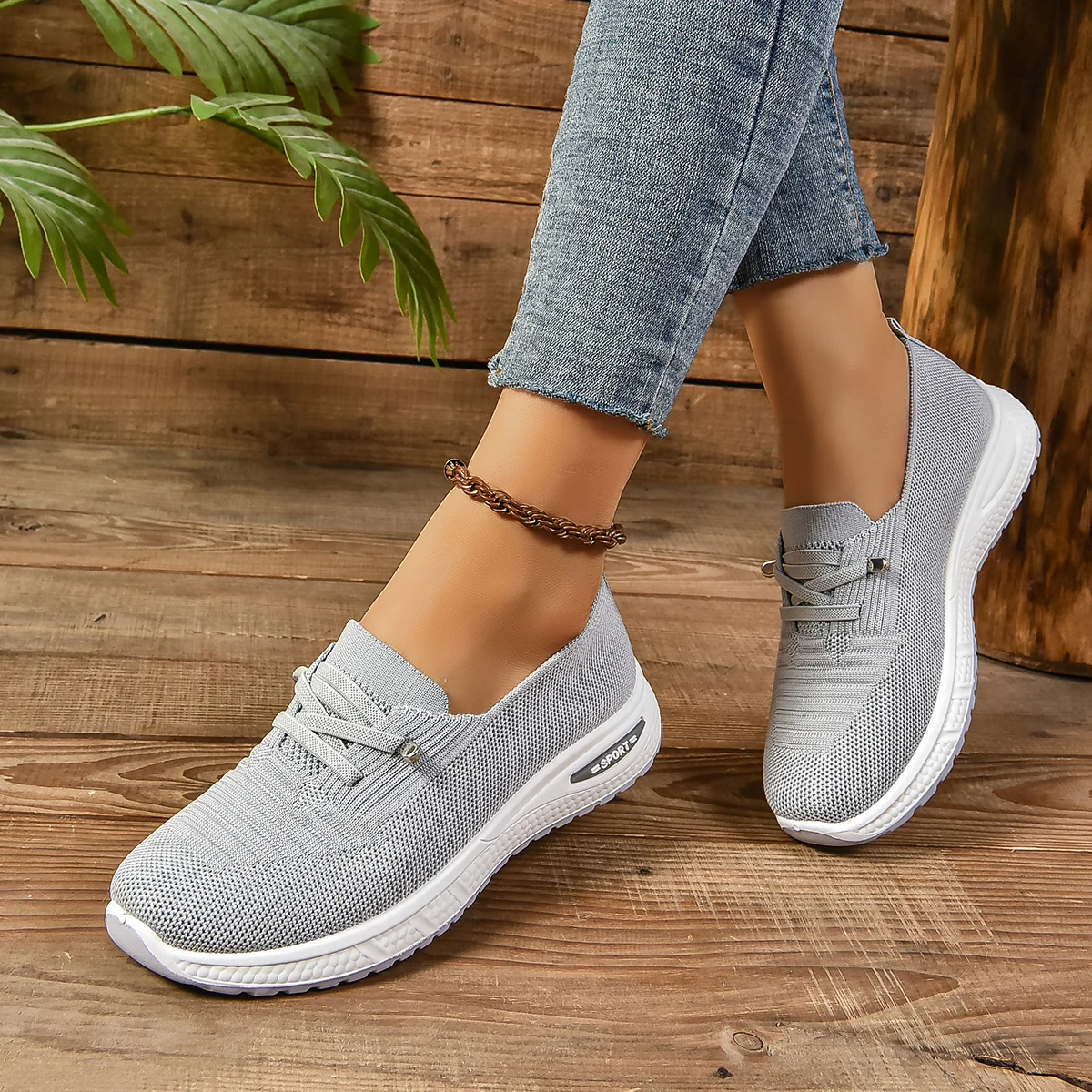 

Весенне-осенняя новая удобная повседневная спортивная обувь с круглым носком на толстой подошве, модная сексуальная вулканизированная обувь с неглубоким носком для женщин