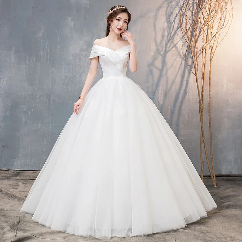 Customized Plus Size Satin Wedding Dresses for Women Lace Up Plus Size Ball Gowns Vestidos De Novias Embroidery Wedding Dress