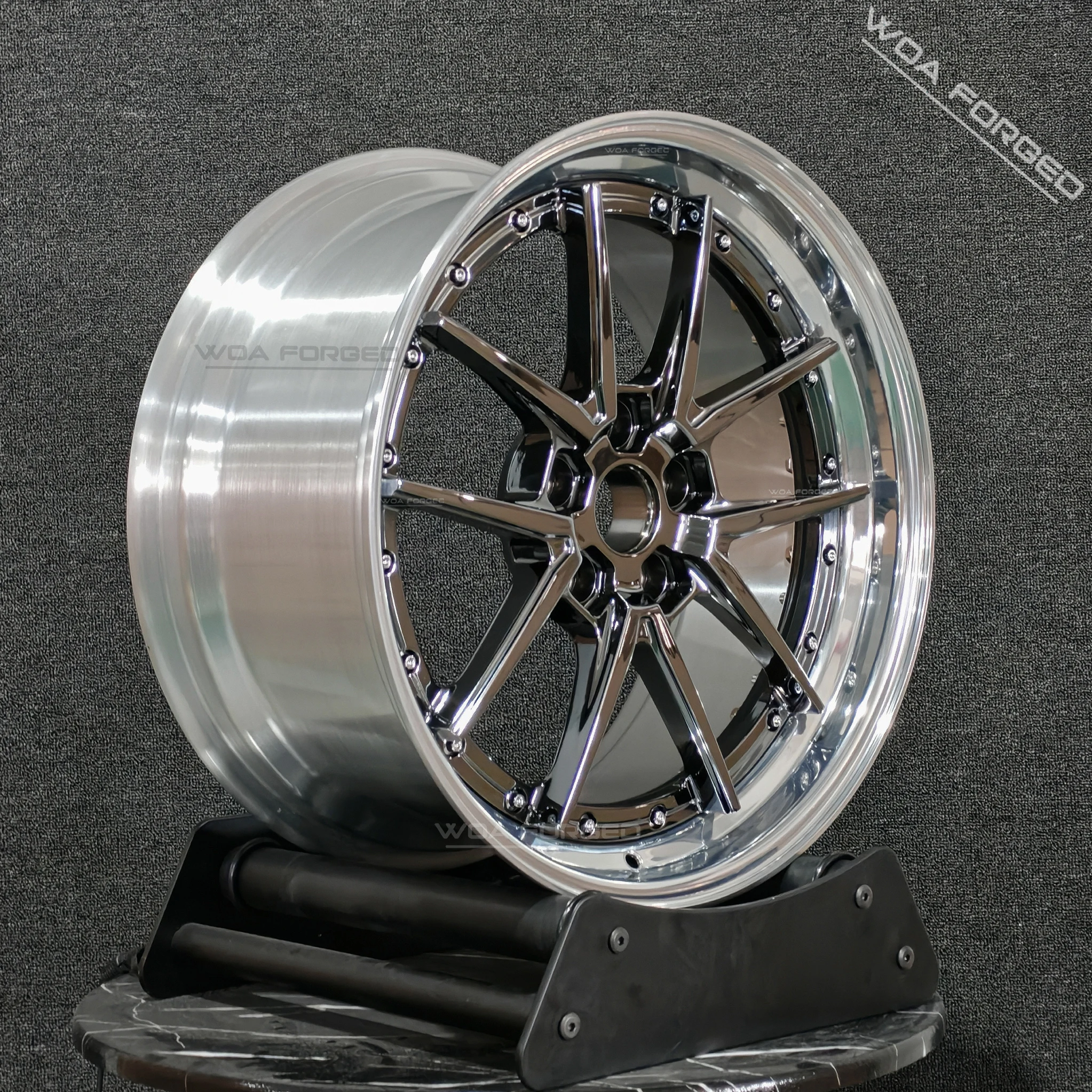 تخصيص 6061T6 قطعتين تصميم خفيفة الوزن مزورة عجلات سباق الألومنيوم 16-24 بوصة طبق عميق 114.3 مللي متر PCD 30 مللي متر ET قطع