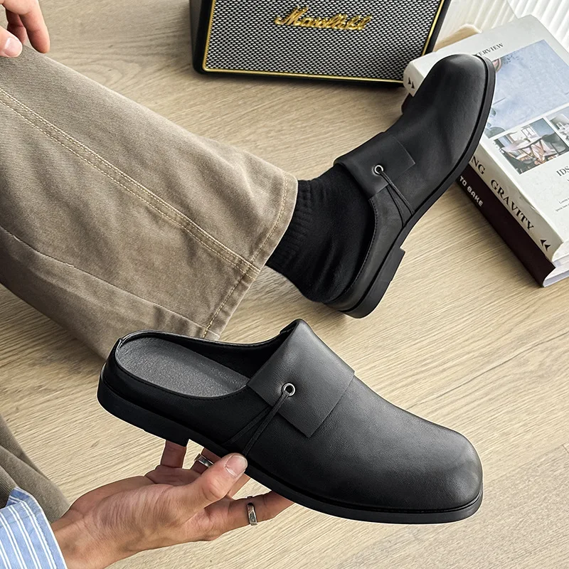 2026 Mens Muller New Design Sense Niche Flat Shoes One Pedal Bag Head Half Drag Couple Slippers