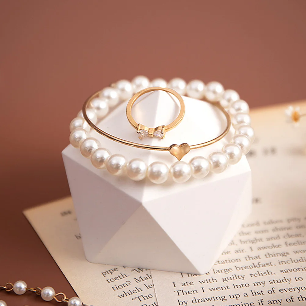 1Pcs Decorative Polyhedral Jewelry Storage Rack White Ring Holder Stand for Desktop Showcase Jewelry Store Organizer