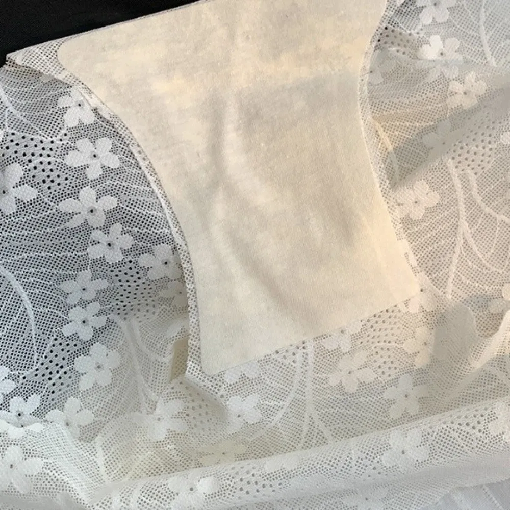 Sweet Seamless Lace Flower Panties Transparent Soft Underwear for Women Thin Mid Waist Mesh Lace Briefs Lady