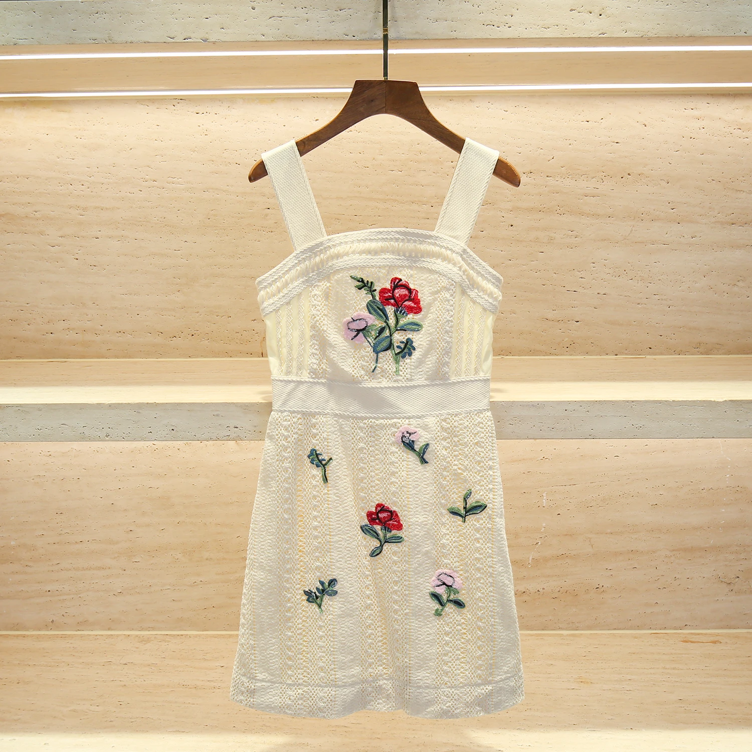

South Oil High-End Women's Spring Embroidered Knitted Dr And Strapl Dr Two-Piece Set Faionable And Sli