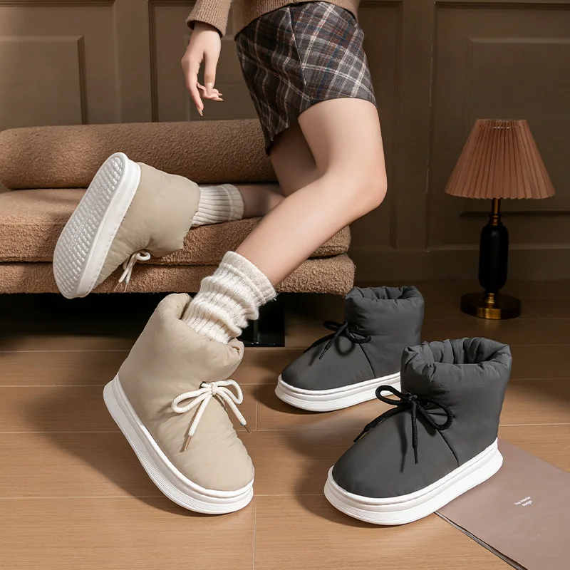 شباشب قطنية راقية للنساء، طراز شتوي جديد، كعب حقيبة، أحذية ثلج مقاومة للانزلاق مع عزل قطيفة وأسفل