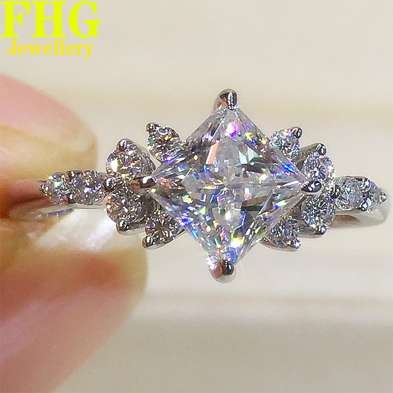 

1Carat Princess shape 9K Au375 White Gold Ring DVVS Moissanite Diamonds Wedding Party Engagement Anniversary Ring