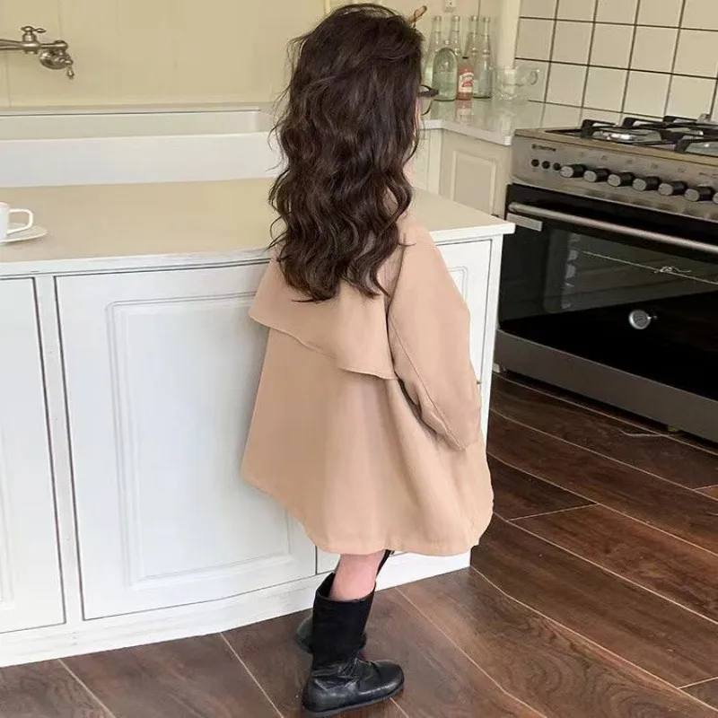 

Spring and Autumn Children's Windbreaker Fashion New Style Baby Girl British Coat Top