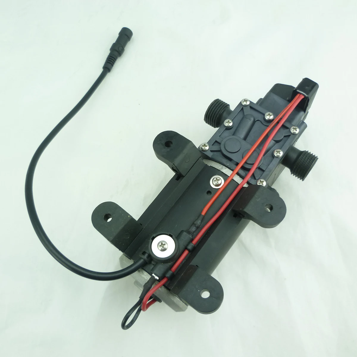 BEST DC 12V 100W High Pressure Micro Diaphragm Water Pump Automatic Switch 8L/min 18.3 x 10 x 7.5cm