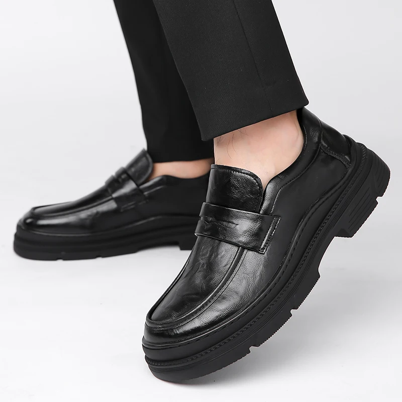 

Casual men's leather shoes Minimalist gentleman style Formal business Dress up party Black Brown High quality Luxury loafers